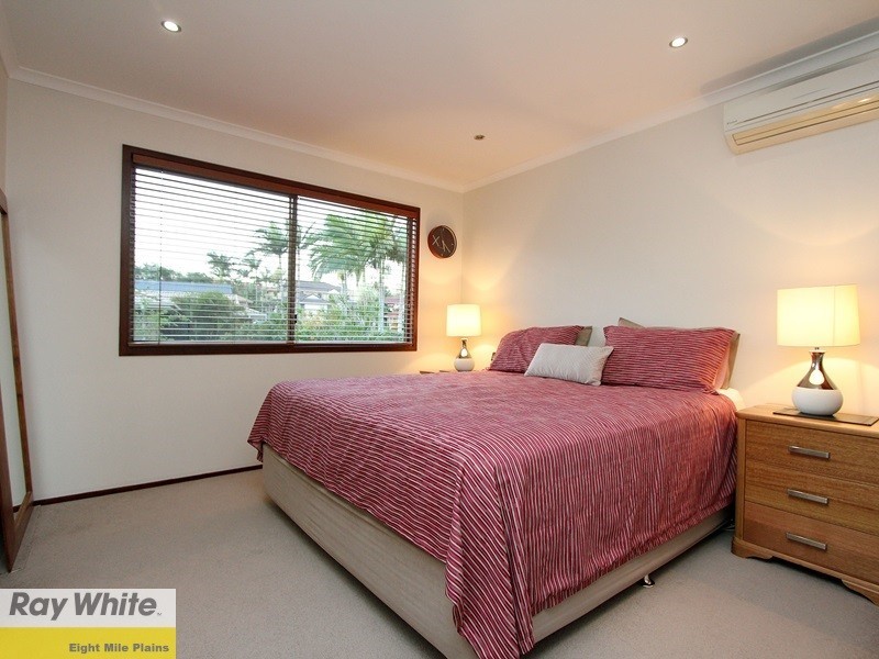 21 Googie Crescent, Eight Mile Plains QLD 4113