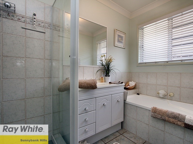 19/12 Angel Street, Eight Mile Plains QLD 4113