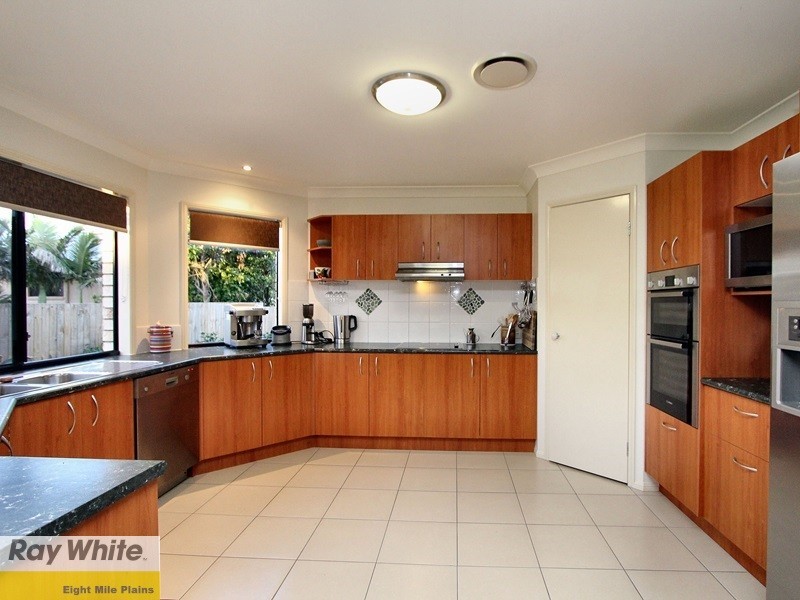 99 Bordeaux Street, Eight Mile Plains QLD 4113