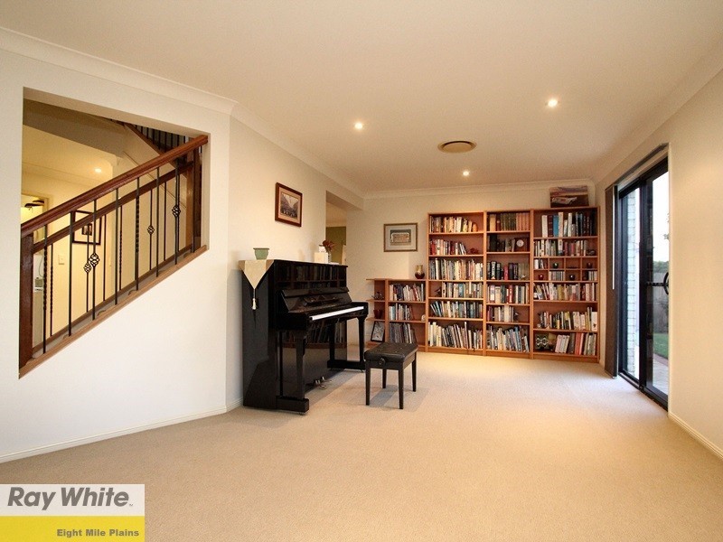 99 Bordeaux Street, Eight Mile Plains QLD 4113