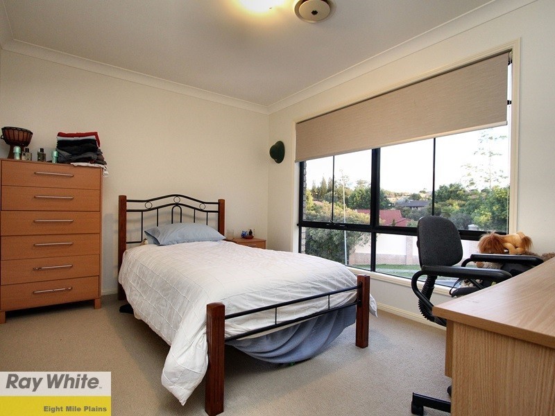 99 Bordeaux Street, Eight Mile Plains QLD 4113