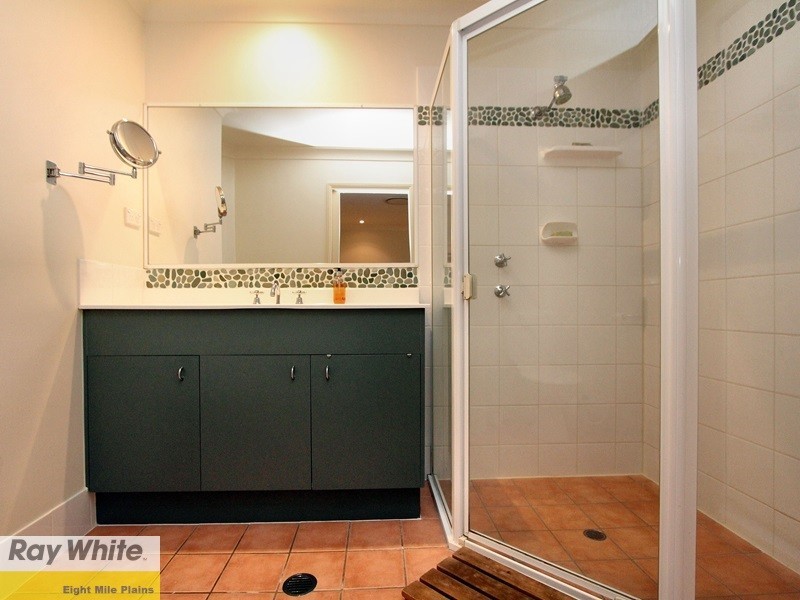 99 Bordeaux Street, Eight Mile Plains QLD 4113