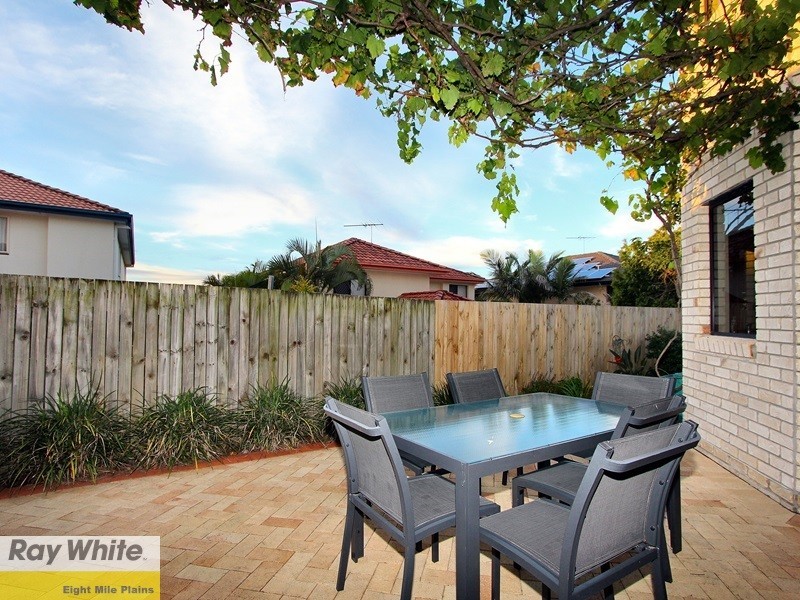 99 Bordeaux Street, Eight Mile Plains QLD 4113