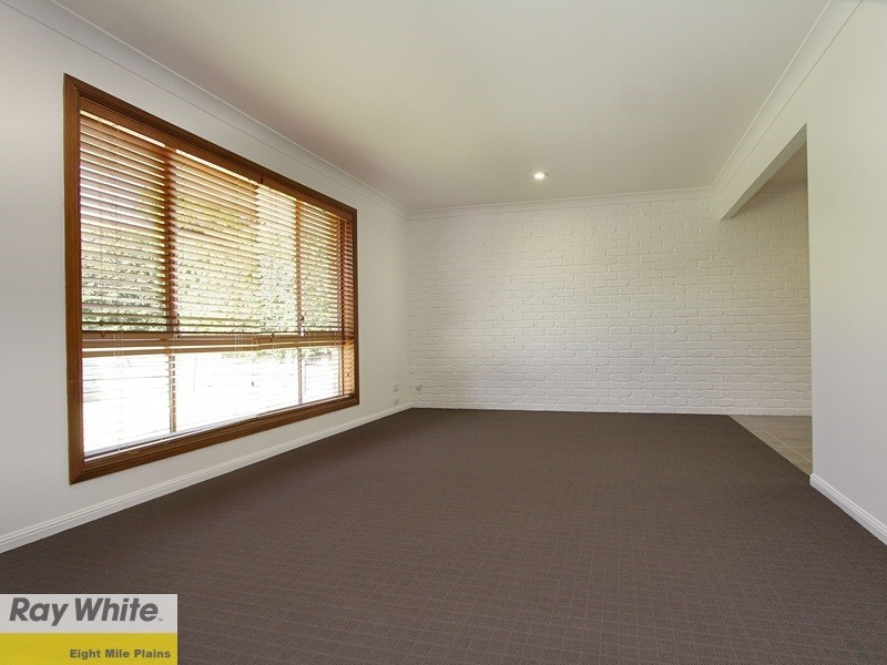 27 Oakleaf Street, Eight Mile Plains QLD 4113