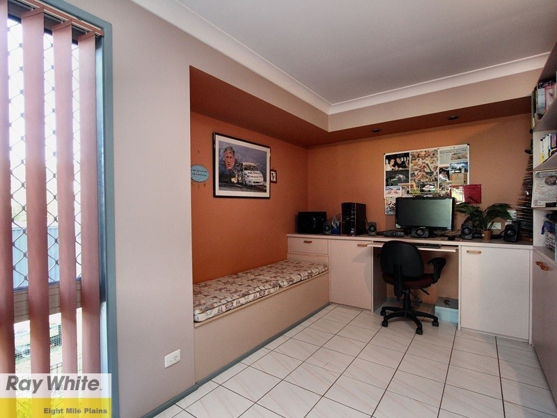 25 Bordeaux Street, Eight Mile Plains QLD 4113