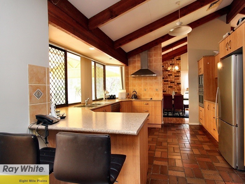 1 Peregrine Street, Park Ridge QLD 4125