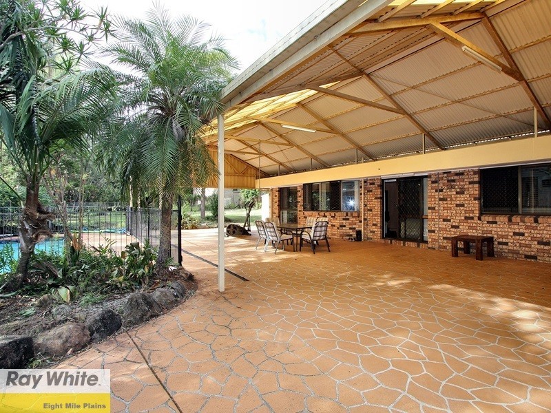 1 Peregrine Street, Park Ridge QLD 4125
