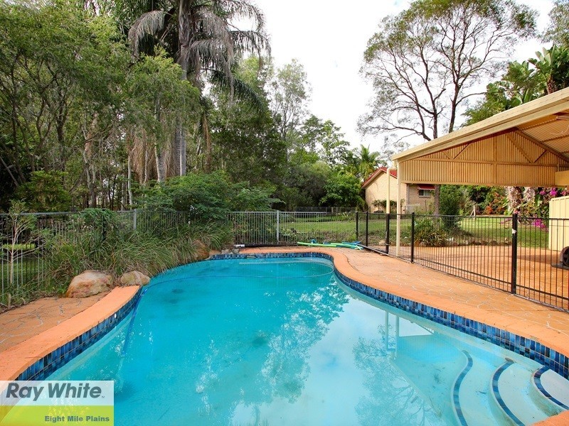 1 Peregrine Street, Park Ridge QLD 4125