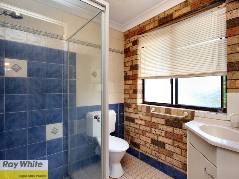 1 Peregrine Street, Park Ridge QLD 4125