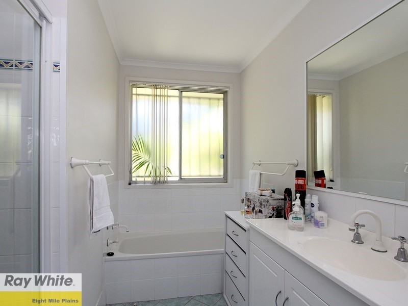 9 Dome Street, Eight Mile Plains QLD 4113