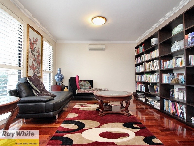 9 Pinnacle Place, Eight Mile Plains QLD 4113