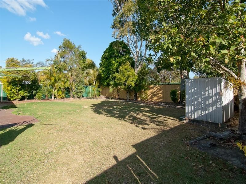 747 BROWNS PLAINS RD, Marsden QLD 4132