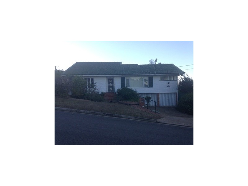 4 Pallaranda Street, Tarragindi QLD 4121