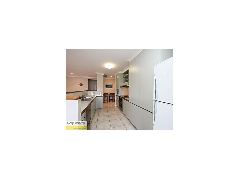 59 Bordeaux Street, Eight Mile Plains QLD 4113