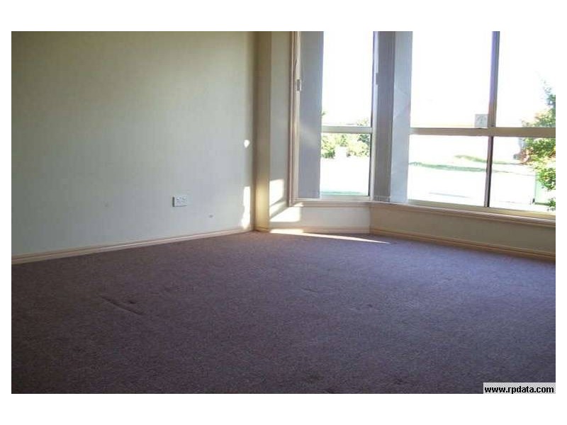 55 Meadowbrook Drive, Meadowbrook QLD 4131