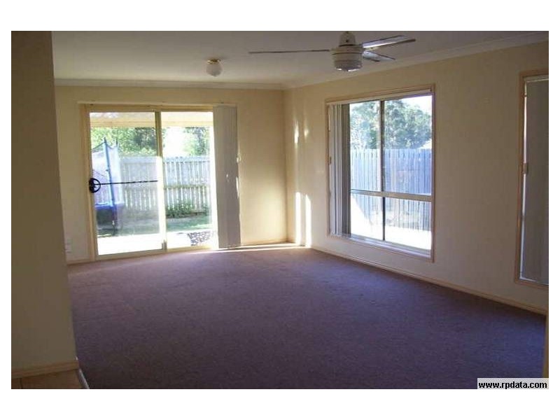 55 Meadowbrook Drive, Meadowbrook QLD 4131