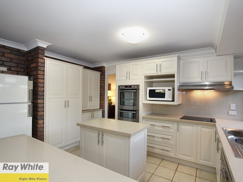 18 Petrina Street, Eight Mile Plains QLD 4113