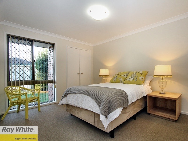 18 Petrina Street, Eight Mile Plains QLD 4113