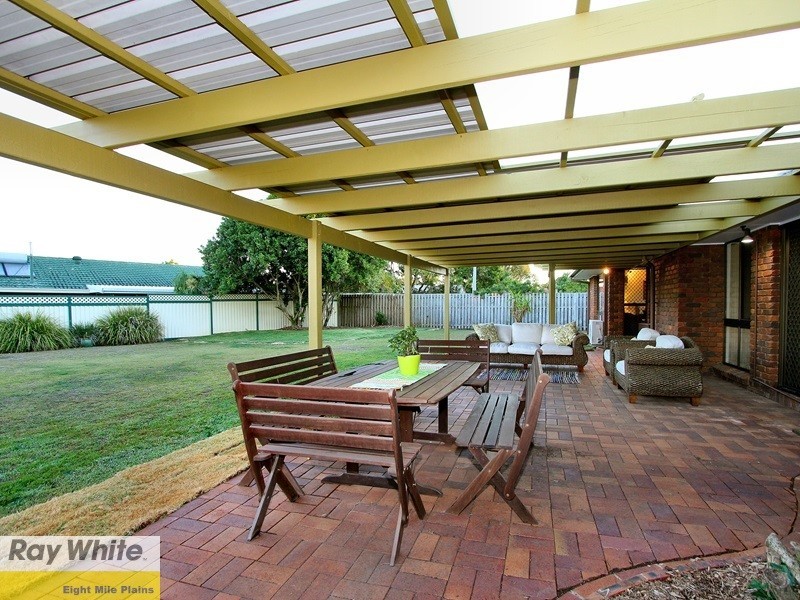 18 Petrina Street, Eight Mile Plains QLD 4113