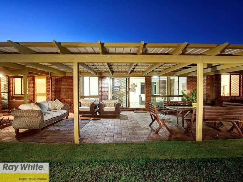 18 Petrina Street, Eight Mile Plains QLD 4113