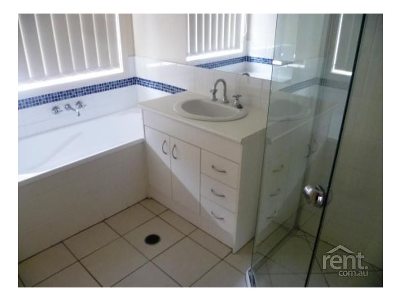 2 Brushbox Crescent, Sunnybank Hills QLD 4109