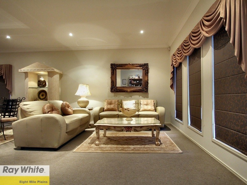 24 Coneybeer Street, Eight Mile Plains QLD 4113