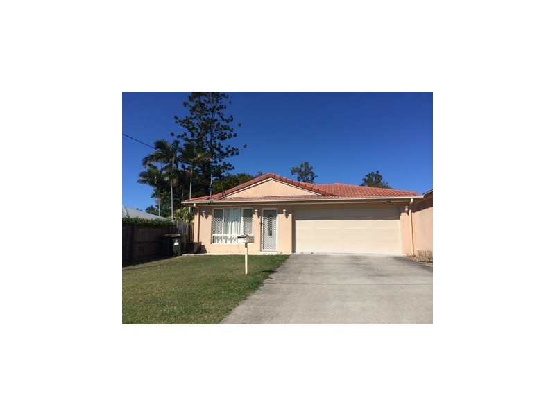 19 Liverpool Street, Eight Mile Plains QLD 4113