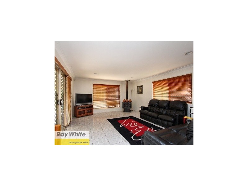 3 Daffodil Crescent, Calamvale QLD 4116