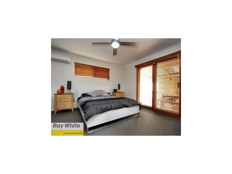 3 Daffodil Crescent, Calamvale QLD 4116