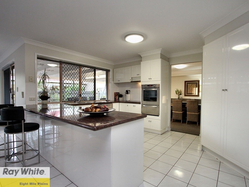 42 Manmarra Crescent, Eight Mile Plains QLD 4113