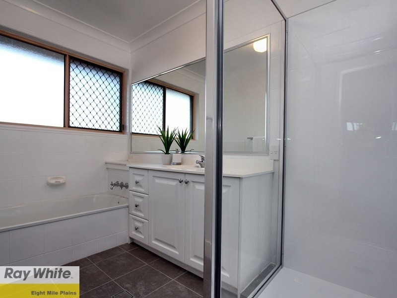 42 Manmarra Crescent, Eight Mile Plains QLD 4113