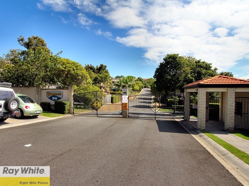 8/90 Oakleaf Street, Eight Mile Plains QLD 4113