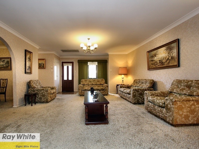 9 Tanis Street, Eight Mile Plains QLD 4113