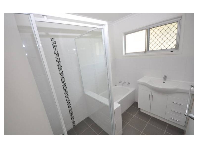 21 Lyngrove Street, Kingston QLD 4114