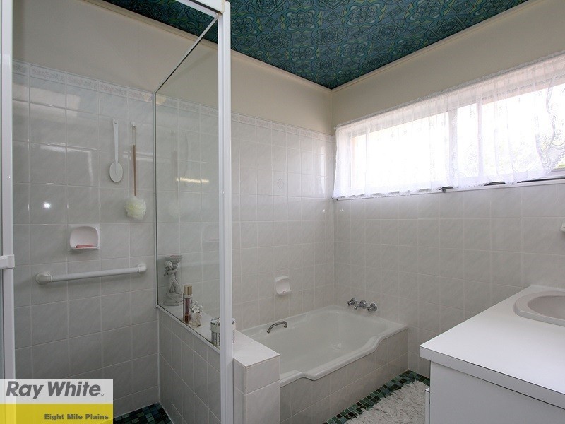 21 Larwood Street, Upper Mount Gravatt QLD 4122