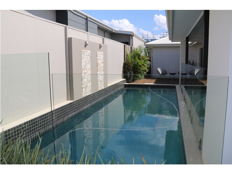 70 Skyview Avenue, Rochedale QLD 4123