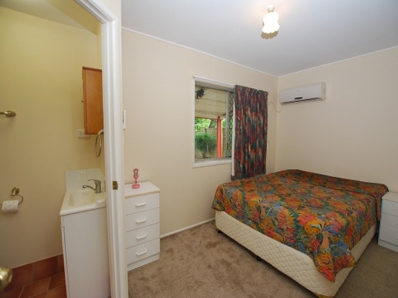 30 Gonzales Street, Macgregor QLD 4109