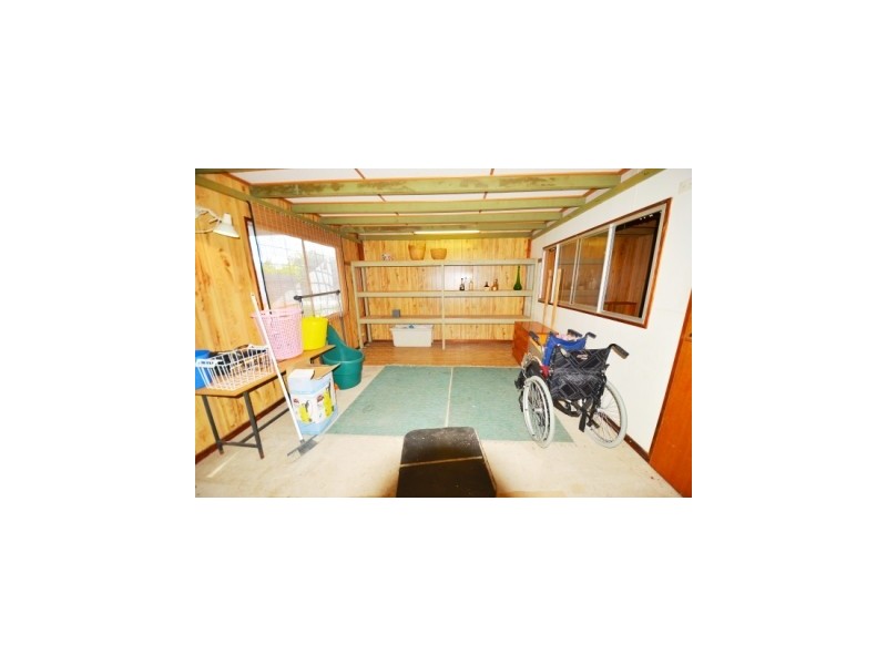 99 Dartmouth Street, Coopers Plains QLD 4108