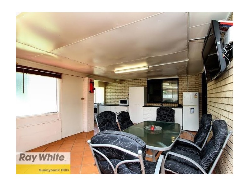 63 Barossa Street, Kingston QLD 4114
