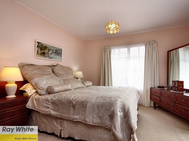 30 Jonathan Street, Macgregor QLD 4109