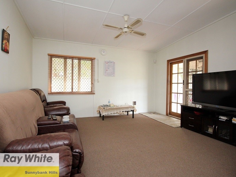 19 Pine Street, Runcorn QLD 4113