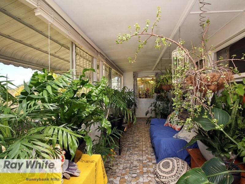 5 Yallambee Road, Jindalee QLD 4074