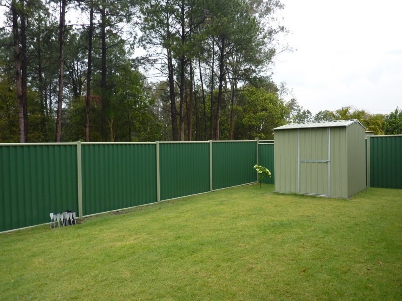 23 Greenlaw Place, Eight Mile Plains QLD 4113