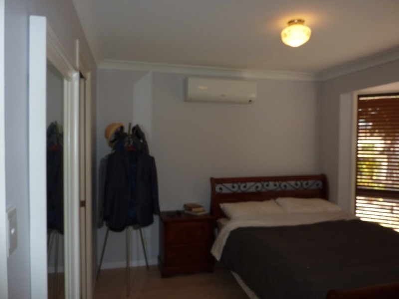 14 Mullins Street, Coopers Plains QLD 4108
