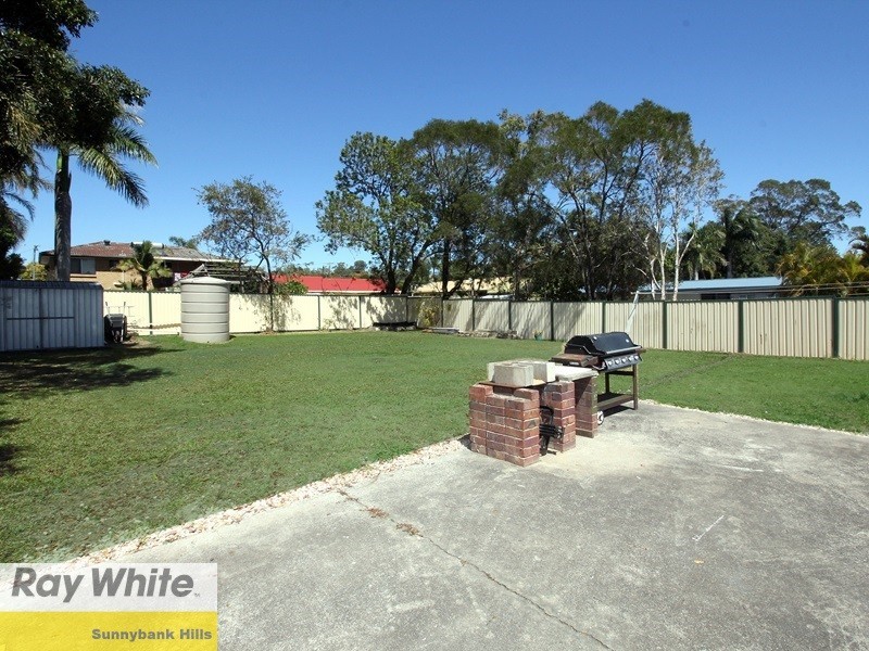 75 Estramina Road, Regents Park QLD 4118