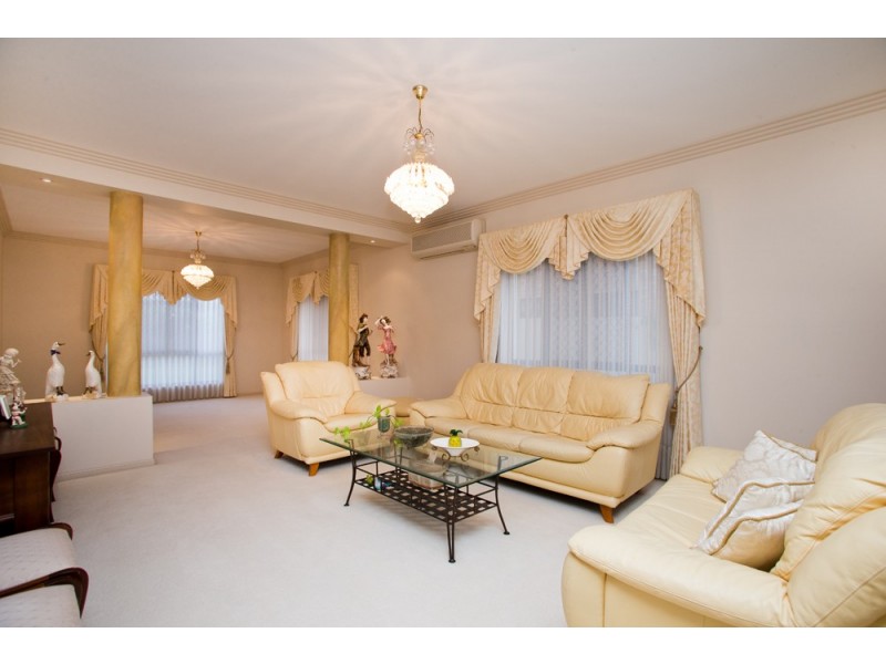 8 Parkhurst Place, Kuraby QLD 4112