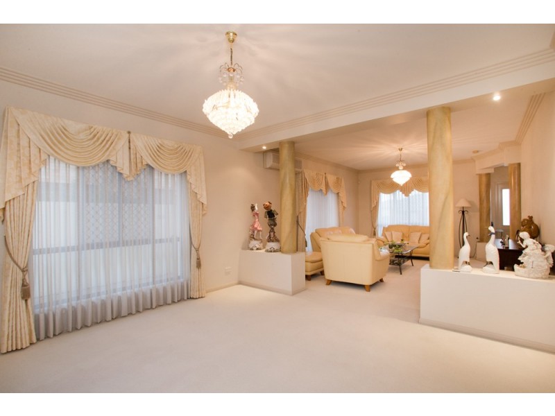 8 Parkhurst Place, Kuraby QLD 4112