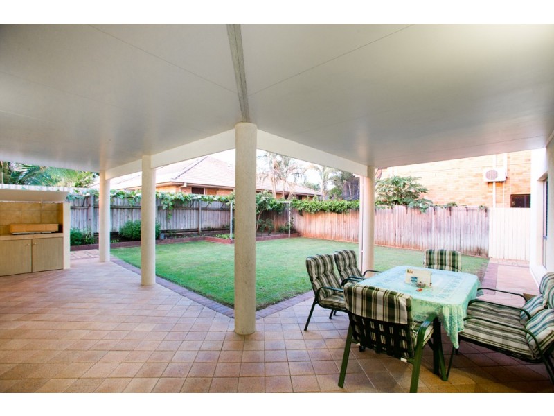 8 Parkhurst Place, Kuraby QLD 4112