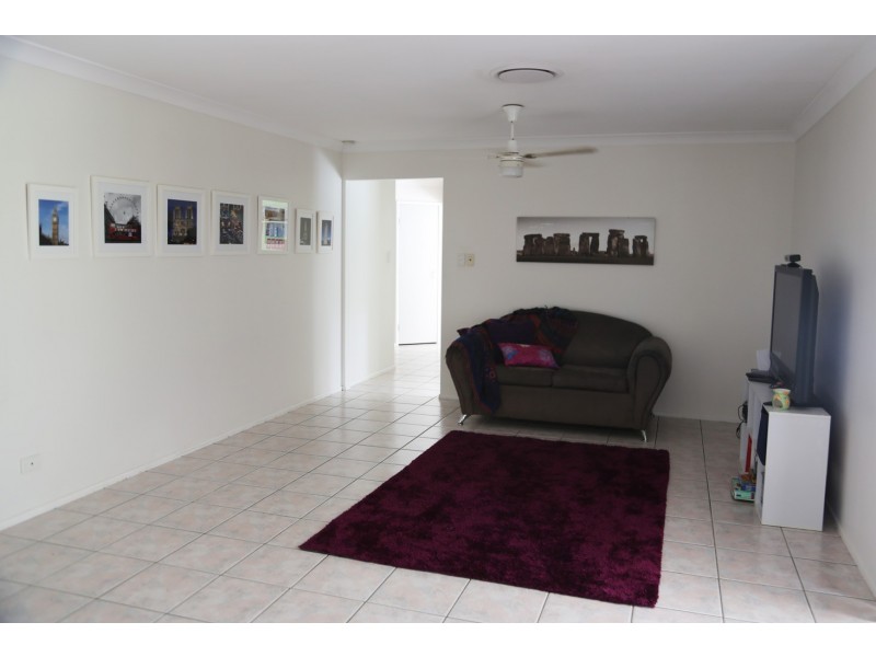 8 Wild Cotton Close, Kuraby QLD 4112