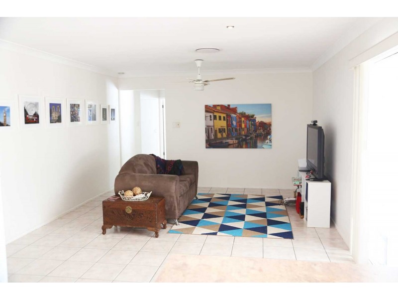 8 Wild Cotton Close, Kuraby QLD 4112